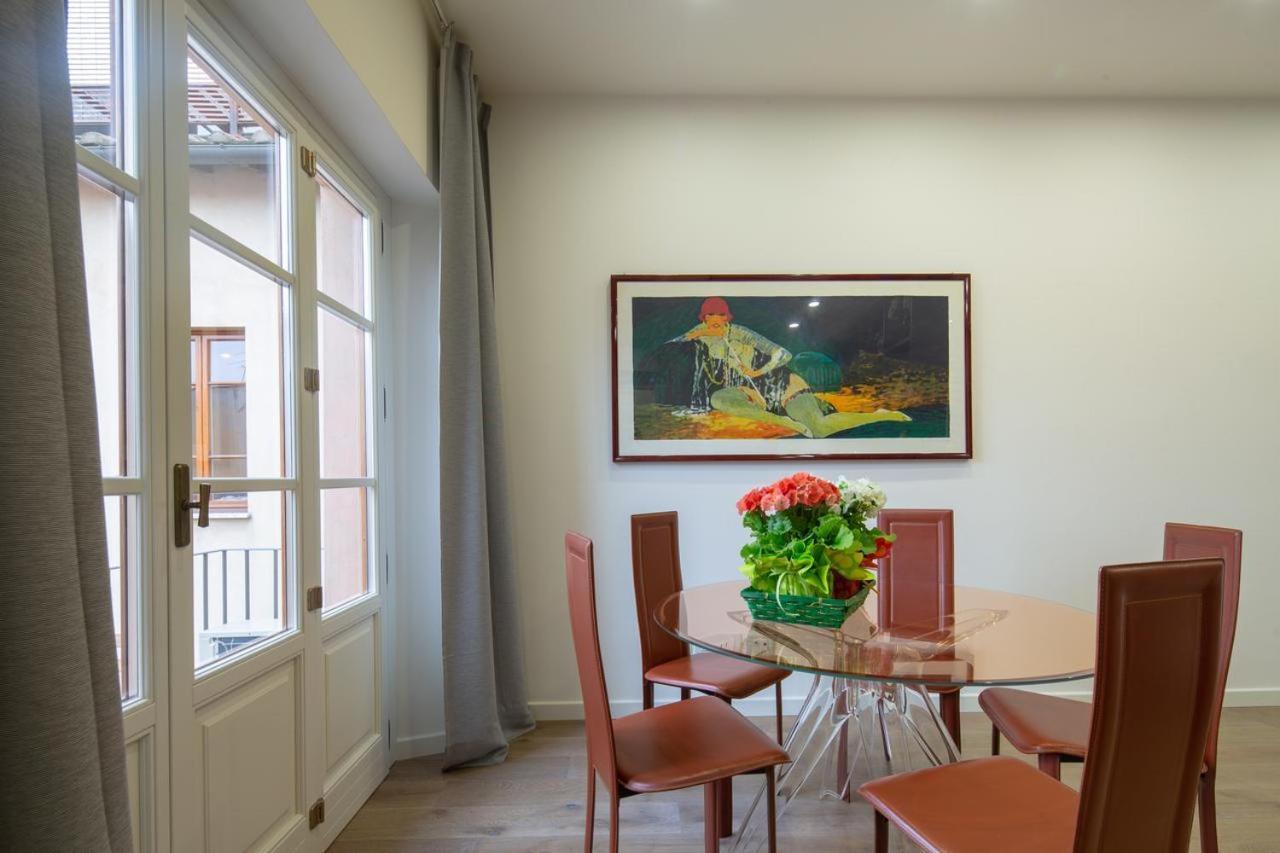 Stunning & Luxurious 1Br Apt 1 Min Walk By Duomo فلورنس المظهر الخارجي الصورة